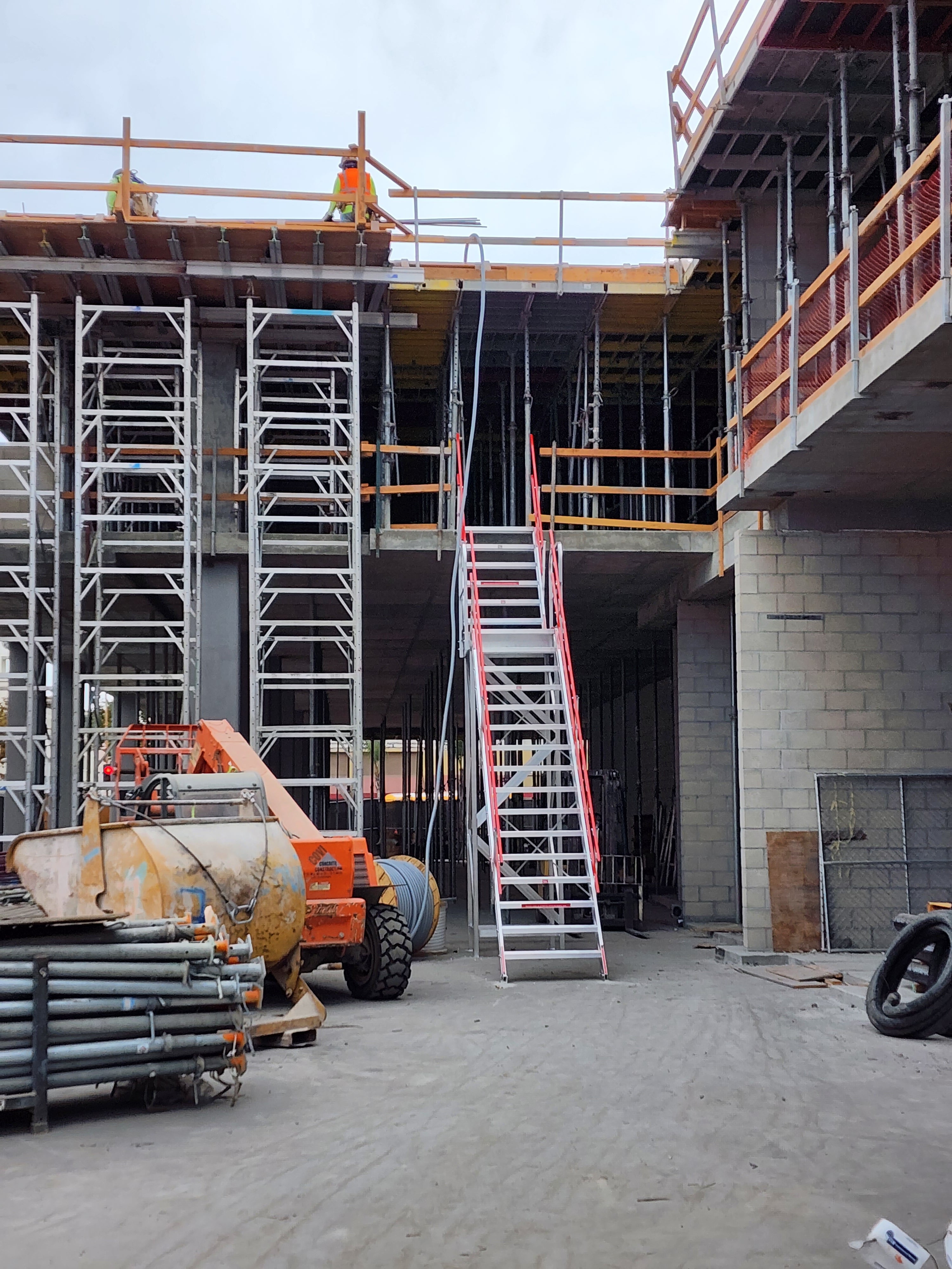 AdjustaStairs™ | Articulating Stair System