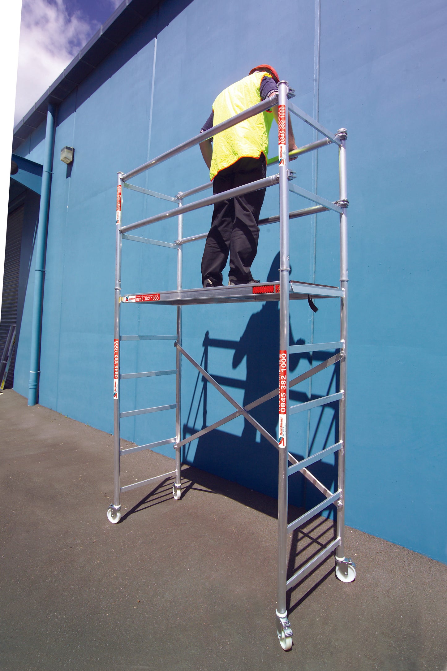 MiniMobile | Lightweight Mobile Scaffold System