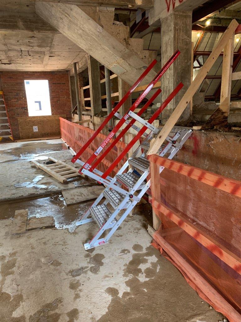 TruckStairs | 6-Step Portable Access Stair System