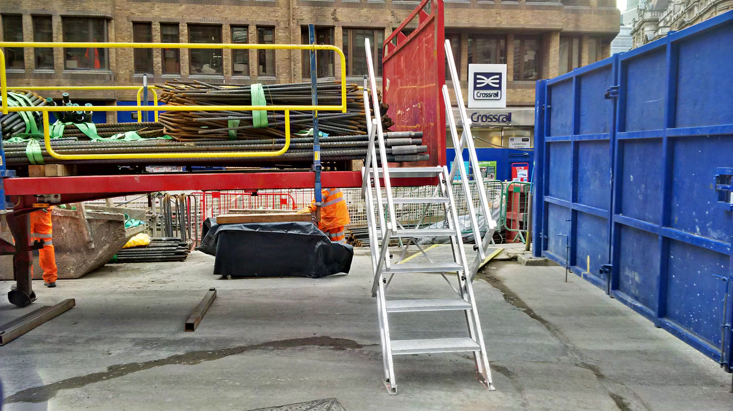 TruckStairs | 6-Step Portable Access Stair System