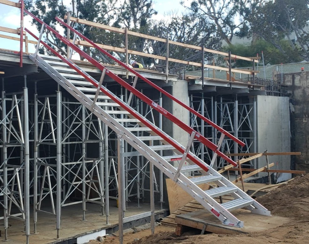 HBrace for AdjustaStairs SafeSmartUSA