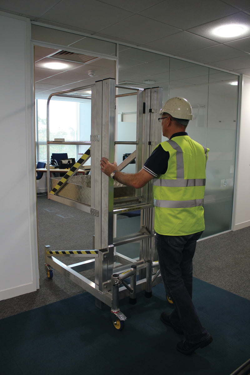 DeskSurfer | Mobile Over-Desk Maintenance Platform-7